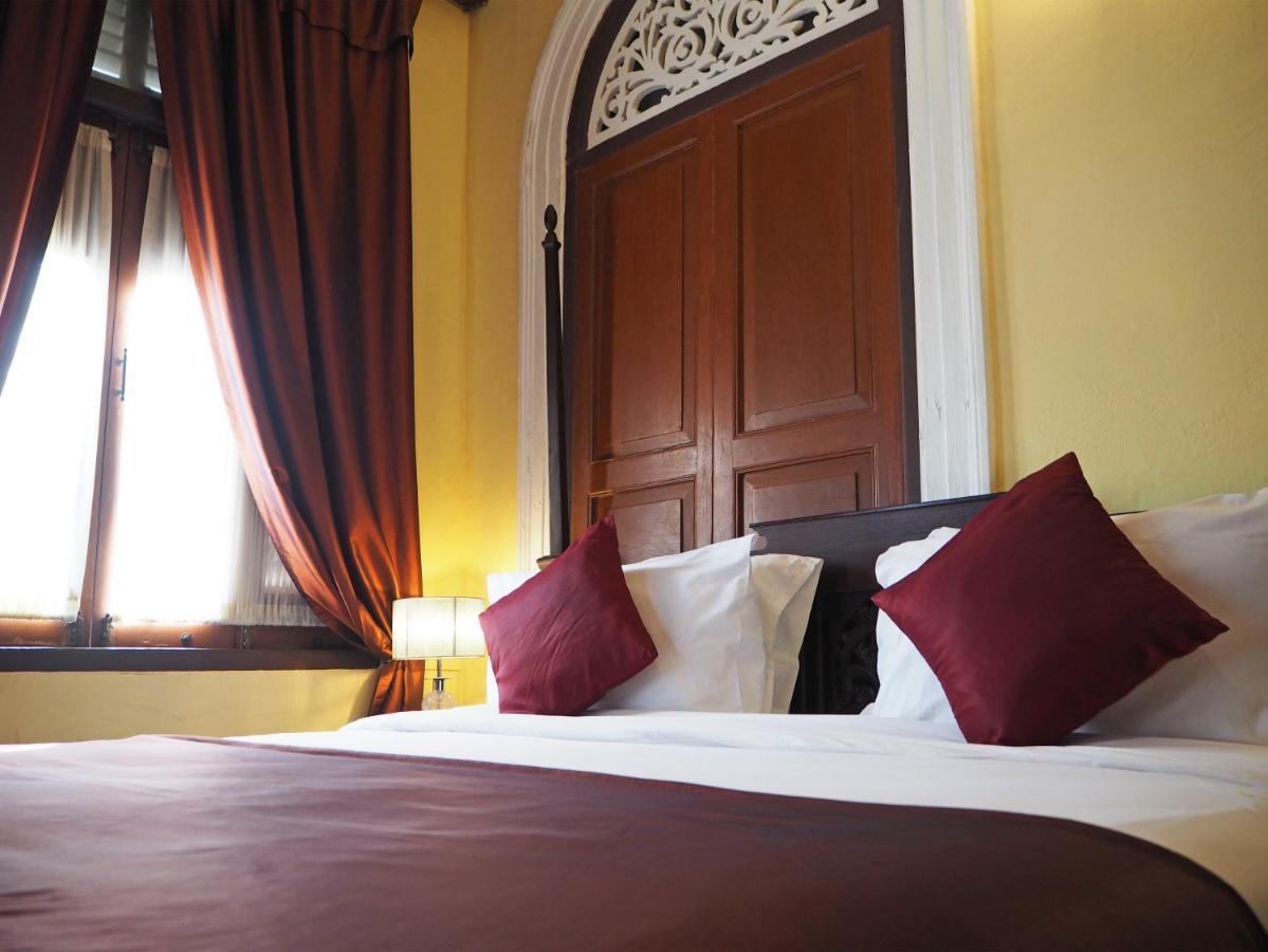 Готель Praya Palazzo (Adults Only) Бангкок Екстер'єр фото